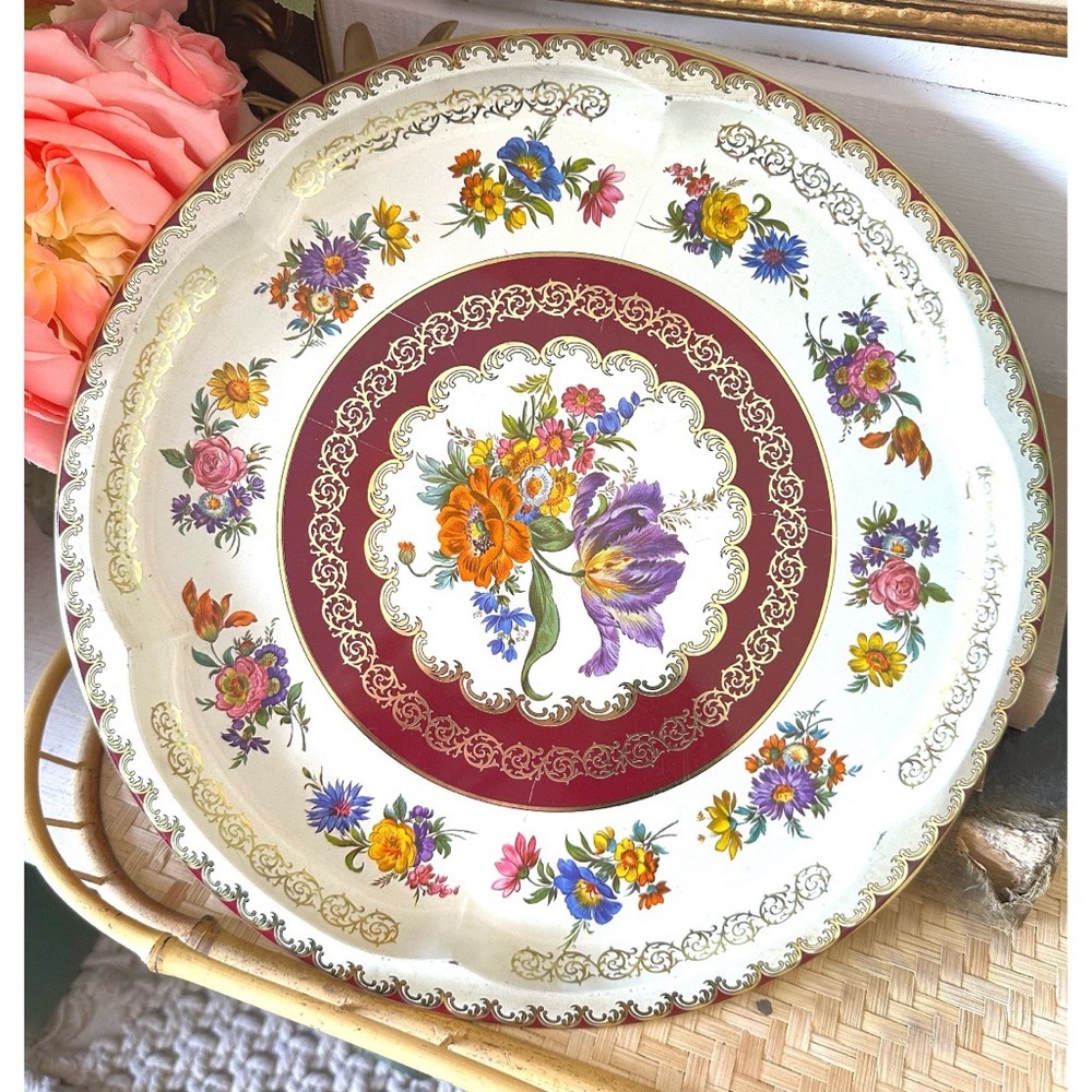 Vintage Daher Decorative Ware Round Tin Serving Tray Floral Made In England